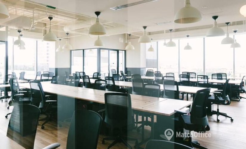 50 m² Business space in Irvine, CA, 200 Spectrum Center Drive (92618) - 1 | MatchOffice