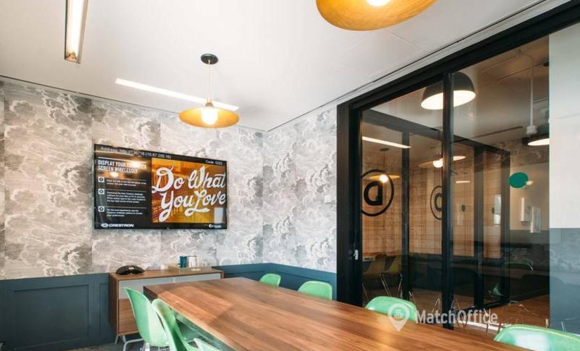 50 m² Business center in New York City, NY, 3537 36th Street (11106) - 1 | MatchOffice