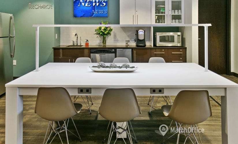 250 m² Coworking  in Lakewood, CO, 200 Union Blvd. (80228) - 3 | MatchOffice