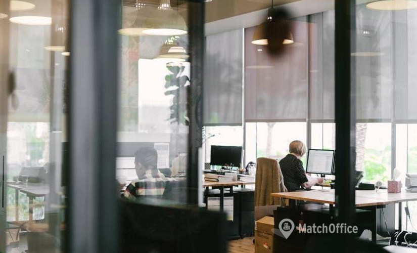 50 m² Co-working  in Irvine, CA, 200 Spectrum Center Drive (92618) - 2 | MatchOffice.com