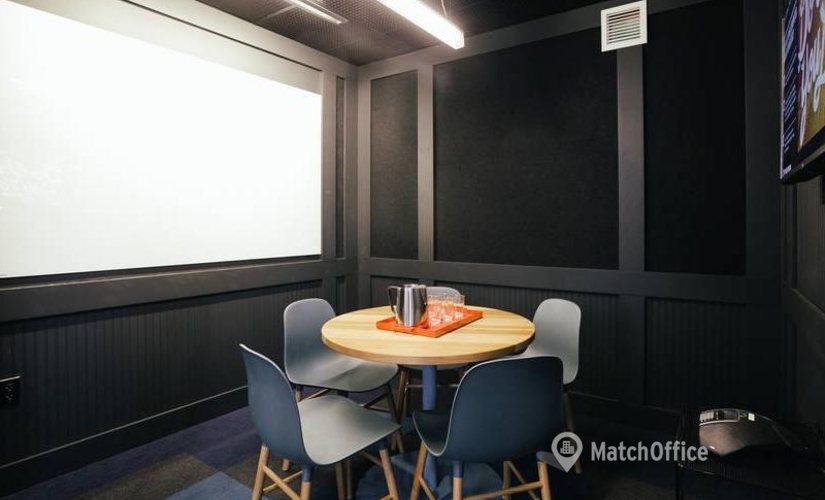 50 m² Shared office  in Chicago, IL, 220 N. Green Street (60607) - 1 | MatchOffice.com