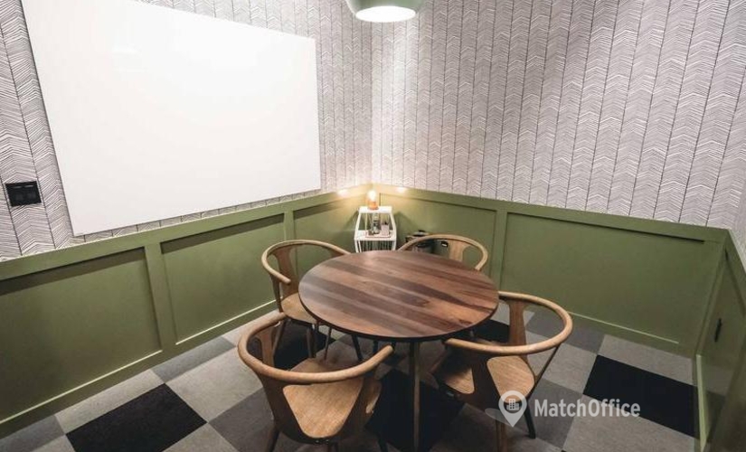 1431 m² Coworking space  in Austin, TX, 3300 N Interstate 35 (78705) - 2 | MatchOffice.com