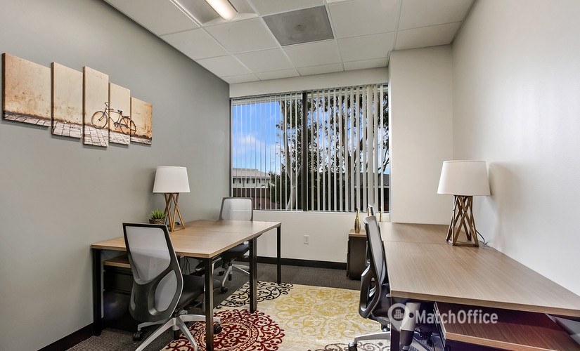 250 m² Shared office in Palo Alto, CA, 2100 Geng Road (94303) - 1 | MatchOffice