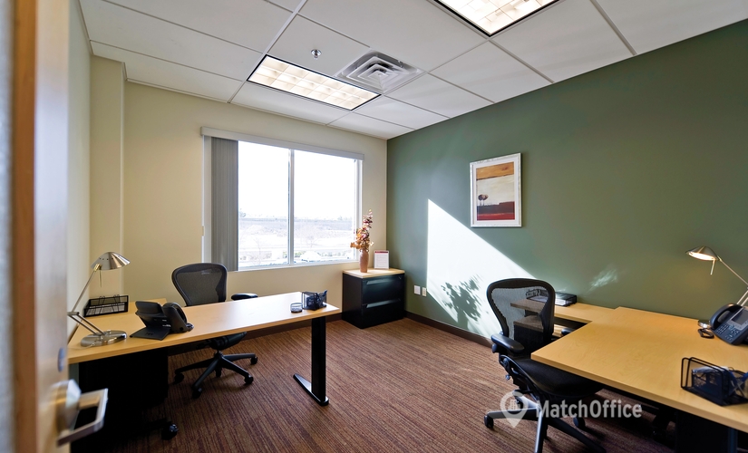 250 m² Coworking space in Henderson, NV, 2850 Horizon Ridge Parkway (89052) - 4 | MatchOffice.com