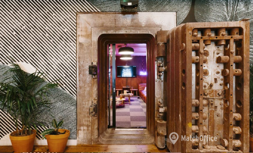 200 m² Co-working  in Miami, FL, Northeast 1st Avenue (33132) - 1 | MatchOffice.com