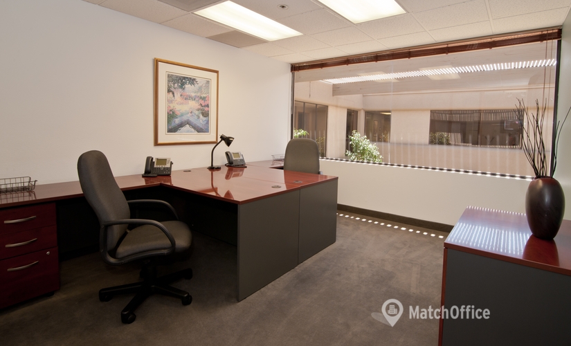 250 m² Shared office  in Phoenix, AZ, 3420 E. Shea Blvd (85028) - 1 | MatchOffice.com
