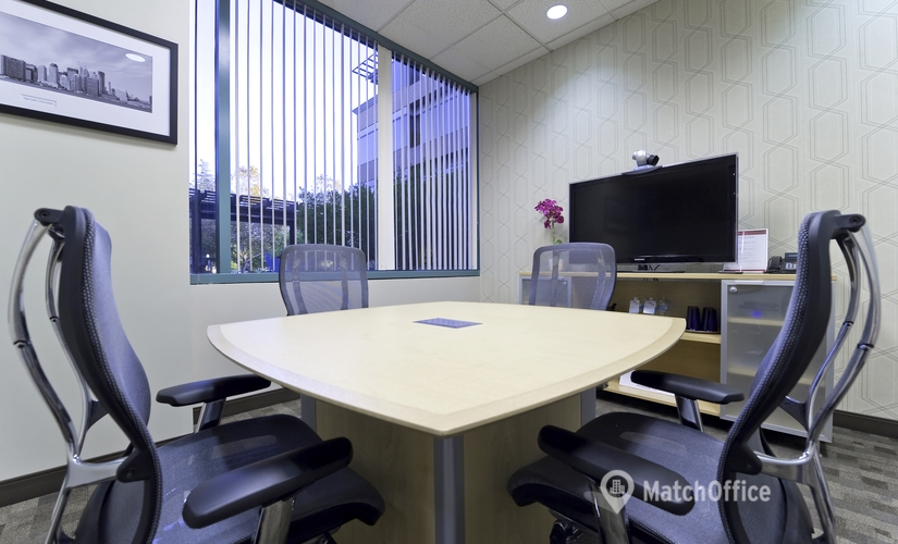 250 m² Coworking space  in Mountain View, CA, 800 West El Camino Real (94040) - 4 | MatchOffice.com