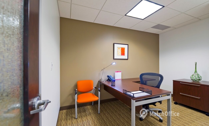 250 m² Shared office in Des Moines, IA, 699 Walnut Street (50309) - 2 | MatchOffice.com