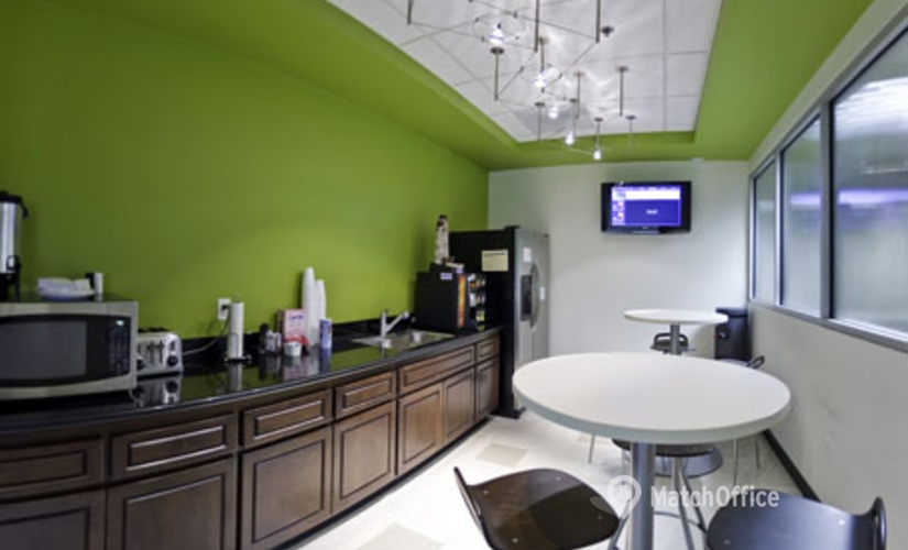 250 m² Shared office in Bakersfield, CA, 4900 California Avenue (93309) - 1 | MatchOffice.com