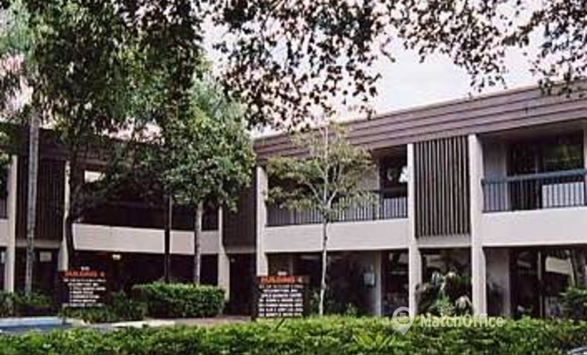 380 m² Co-working in Miami, FL, 1031 Ives Dairy Road (33179) - 1 | MatchOffice