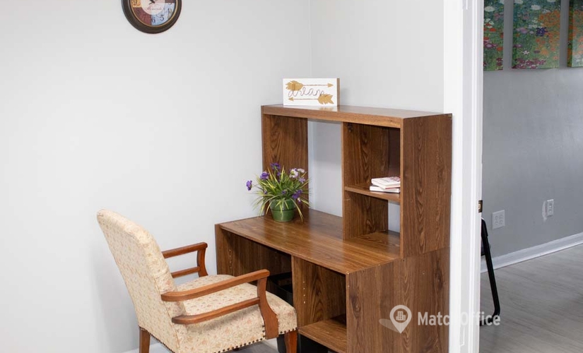 17 m² Coworking in Cleveland, OH, Churchill Hubbard Road 985 (44505) - 0 | MatchOffice