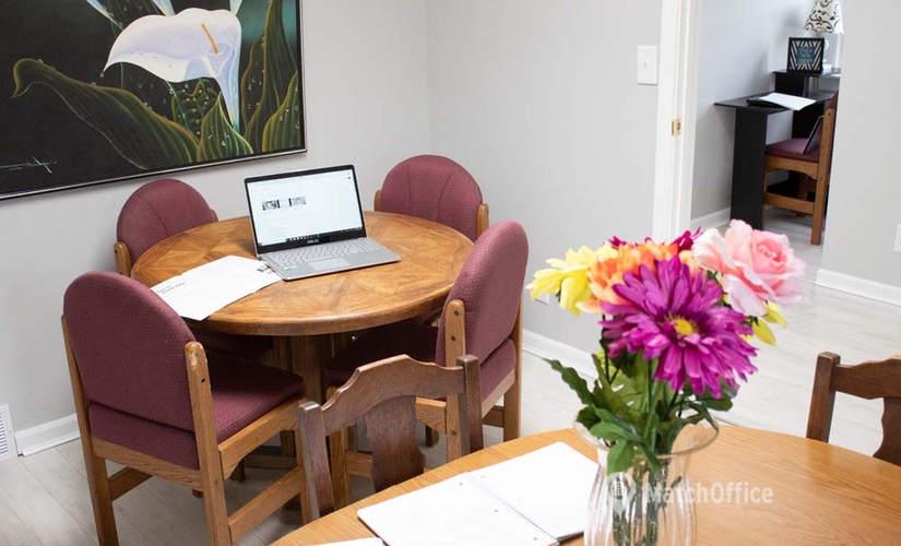 17 m² Co-working  in Cleveland, OH, Churchill Hubbard Road 985 (44505) - 4 | MatchOffice