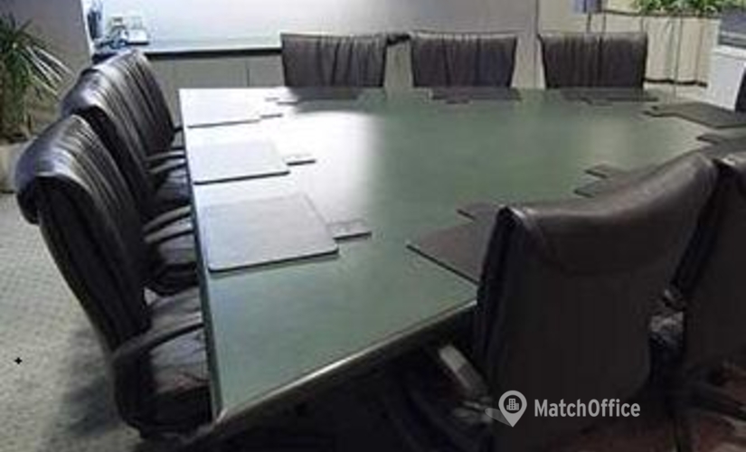 50 m² Coworking space  in Schaumburg, IL, 1901 N. Roselle Road (60195) - 1 | MatchOffice.com