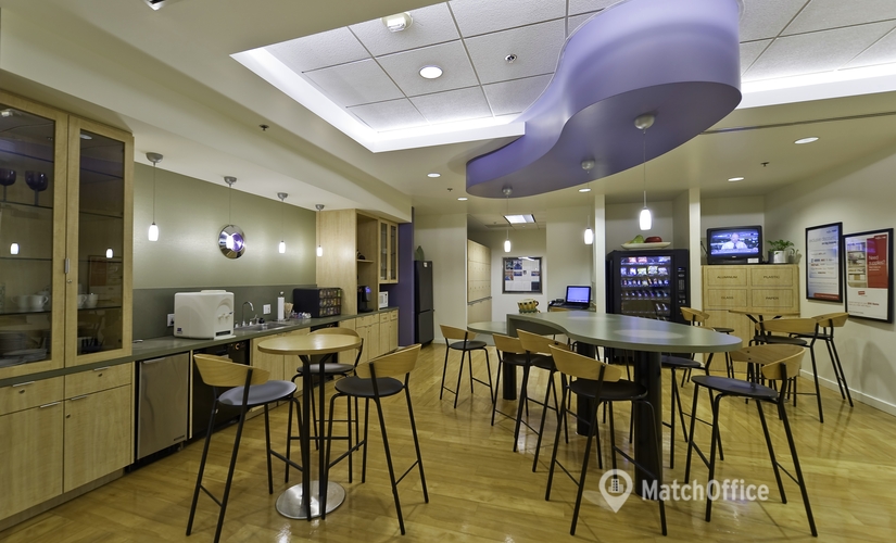 250 m² Co-working  in Woodland Hills, CA, 6303 Owensmouth Ave (91367) - 4 | MatchOffice.com