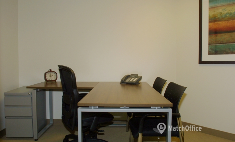 900 m² Co-working in Santa Monica, CA, 2425 Olympic Blvd. (90404) - 1 | MatchOffice.com