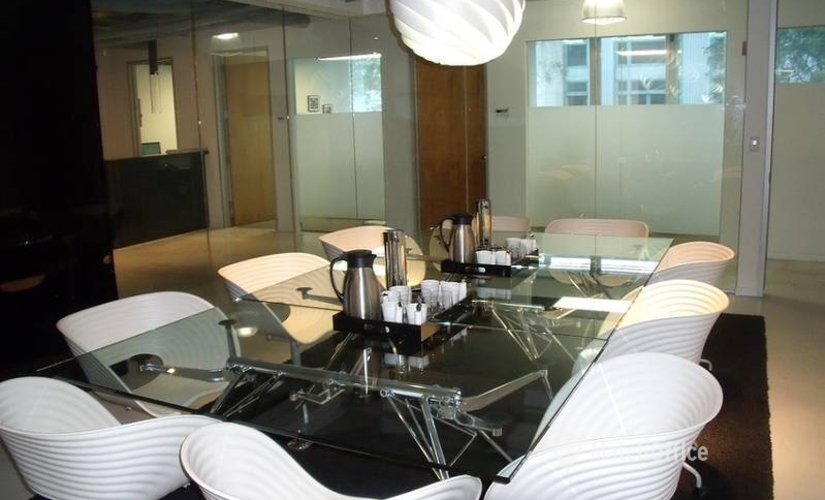 300 m² Shared workspace in Miami, FL, 14 NE 1st Avenue (33132) - 3 | MatchOffice