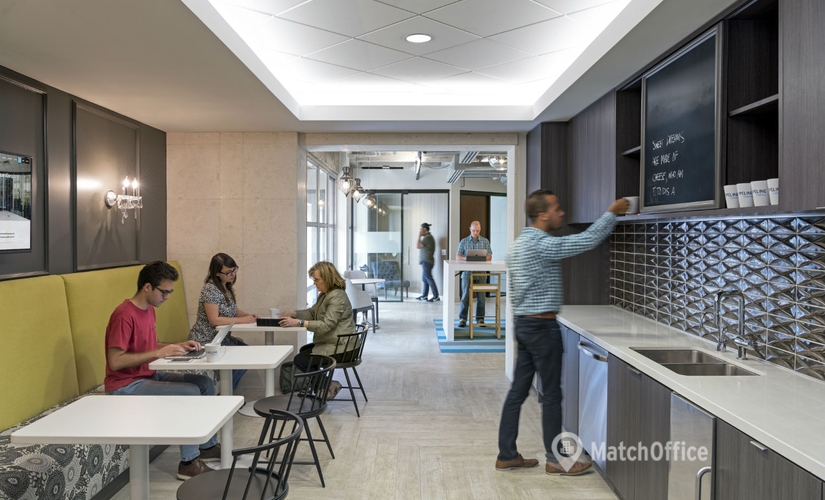 250 m² Convention center in Miami Coral Gables, FL, 95 Merrick Way (33134) - 2 | MatchOffice