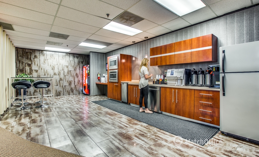500 m² Business center in Dallas, TX, 3010 LBJ Frwy (75234) - 4 | MatchOffice.com
