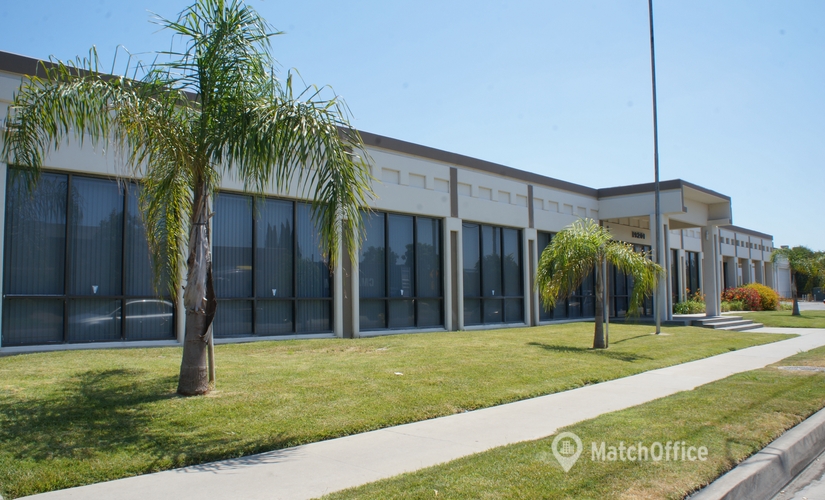 5759 m² Business space in Los Angeles, CA, 19201 S Reyes Ave (90221) - 3 | MatchOffice.com
