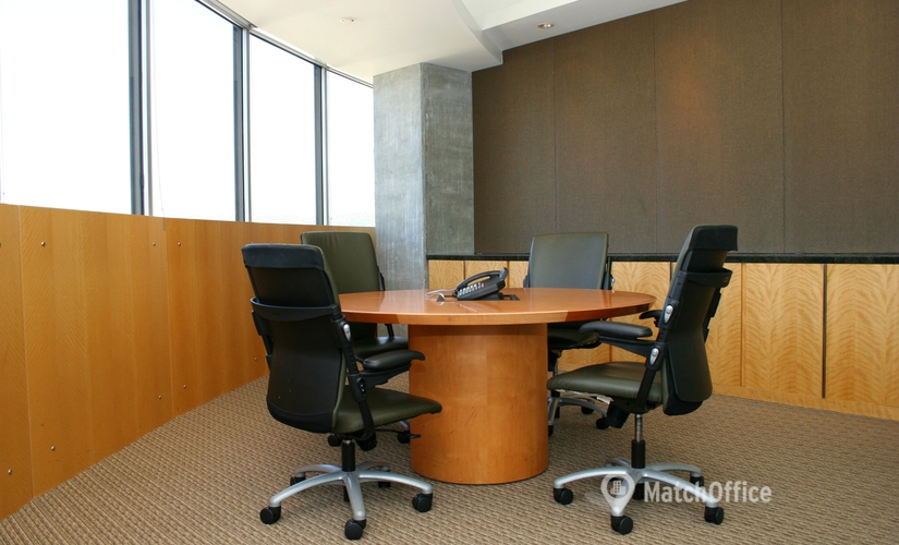 50 m² Meeting room in Beverly Hills, CA, 9701 Wilshire Blvd (90212) - 1 | MatchOffice.com