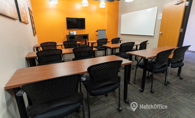 600 m² Convention center in Woodbury, MN, 2042 Wooddale Drive (55125) - 0 | MatchOffice.com