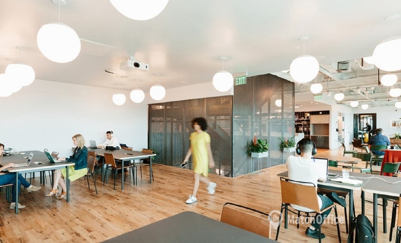 200 m² Coworking space  in Houston Central, TX, 2700 Post Oak Blvd  (77056) - 3 | MatchOffice.com