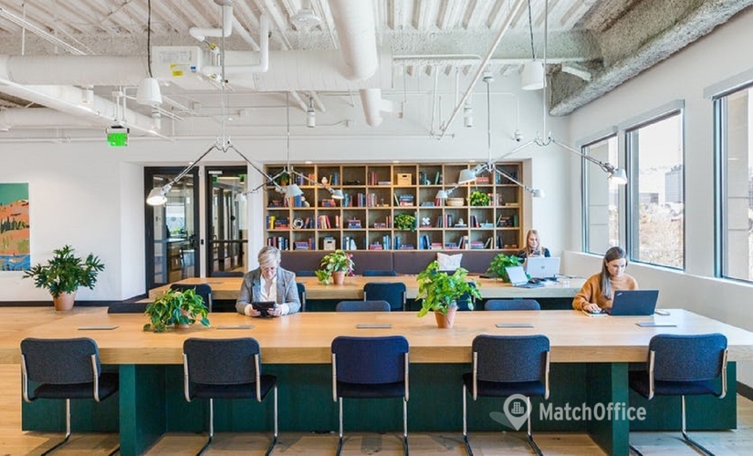 500 m² Business space place available to rent in Los Angeles, CA, 21255 Burbank Boulevard (91367) - 2 | MatchOffice