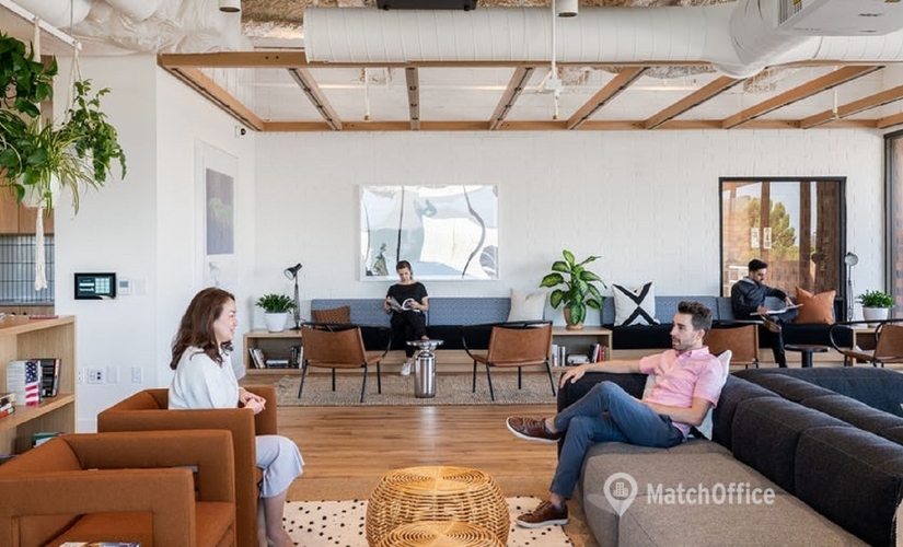 150 m² Business center building for rent in Newport Beach, CA, 4041 MacArthur Blvd (92660) - 1 | MatchOffice