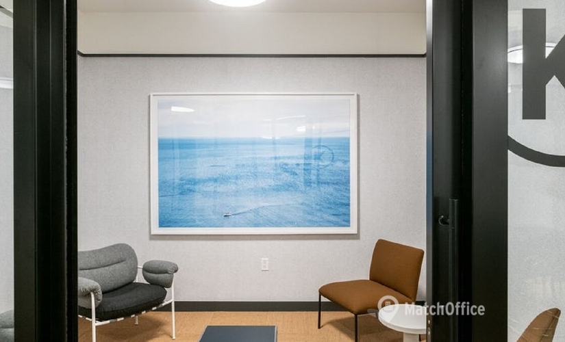 150 m² Serviced office property available to rent in Newport Beach, CA, 100 Bayview Circle (92660) - 1 | MatchOffice