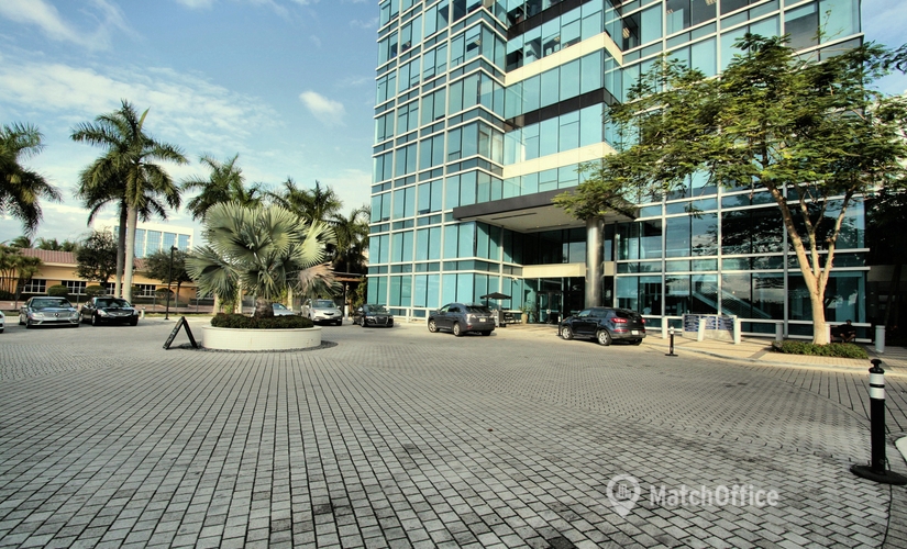 Virtual office in Miami, FL, 18851 NE 29th Ave (33180) - 2 | MatchOffice