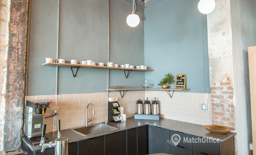 200 m² Business center place for rent in Miami, FL, Northwest 25th Street 114 (33127) - 2 | MatchOffice.com