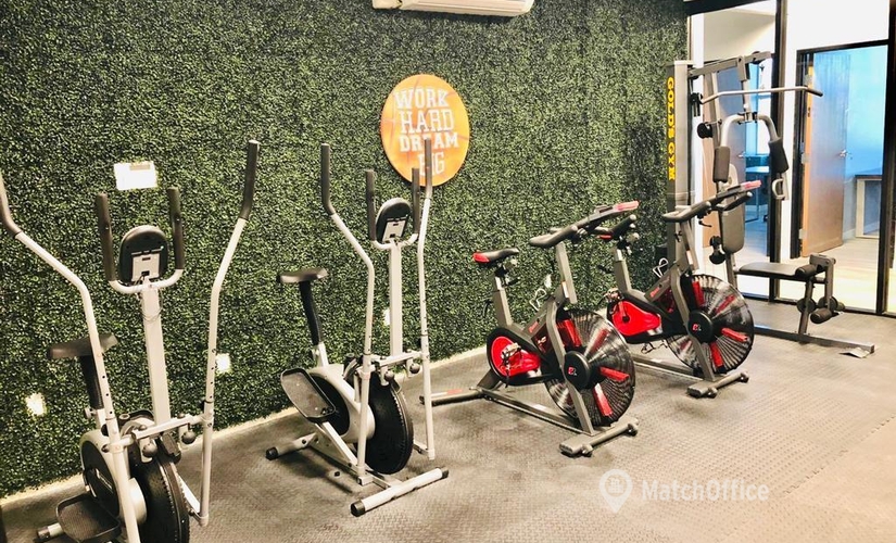 100 m² Coworking space in Ventura , 1300 Eastman Ave (93003) - 2 | MatchOffice