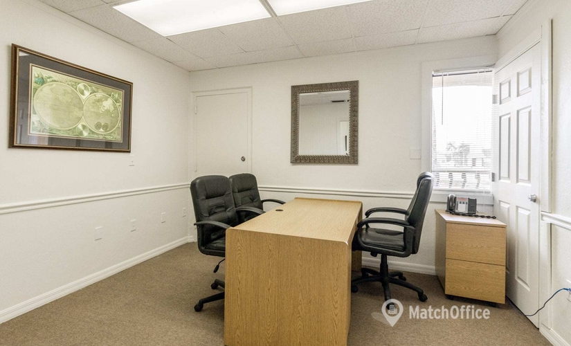 4000 m² Business space place available to rent in Fort Myers, FL, Cleveland Avenue 3049 (33901) - 3 | MatchOffice.com