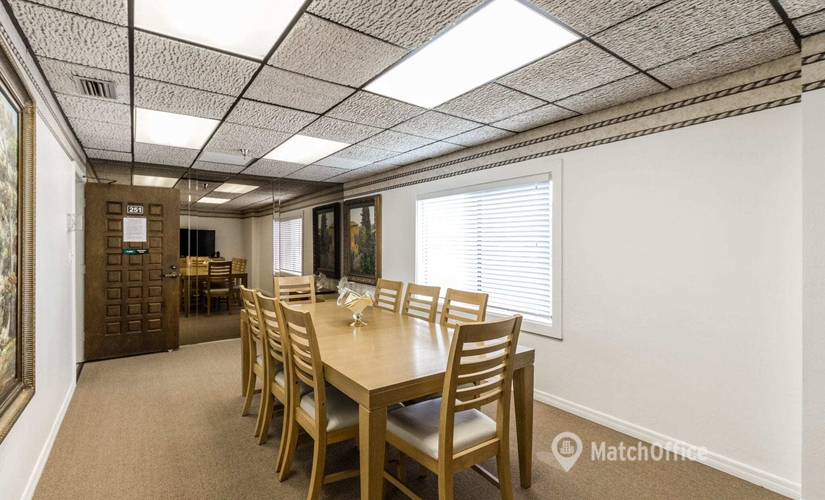 150 m² Conference hall in Fort Myers, FL, Cleveland Avenue 3049 (33901) - 2 | MatchOffice.com