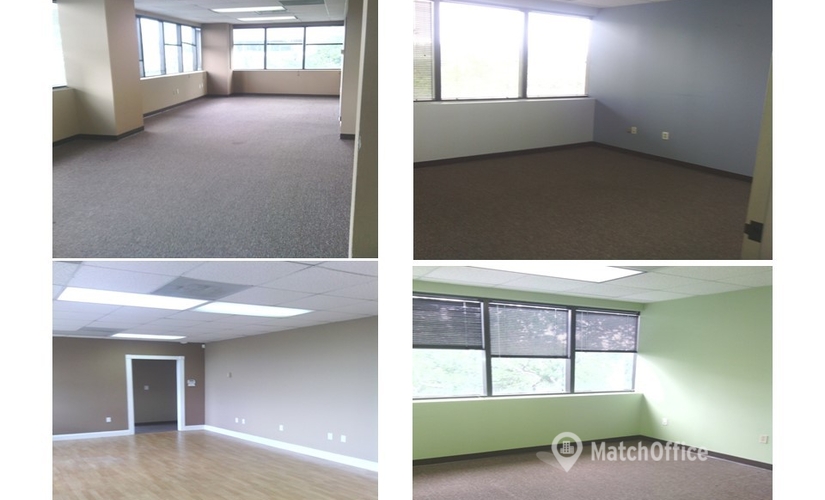 200 m² Business park in Miami Lakes, FL, 14411 Commerce Way  (33016) - 1 | MatchOffice