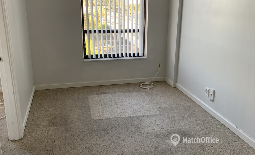 45 m² Office space available to rent in Fort Lauderdale, FL, 1975 E Sunrise Blvd., 33312  - 4 | MatchOffice.com