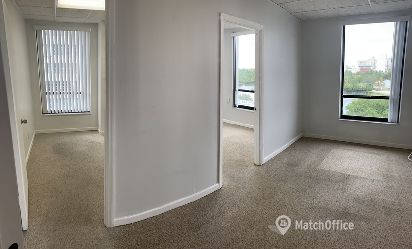 45 m² Flexible office up for rent in Fort Lauderdale, FL, 1975 E Sunrise Blvd., 33312  - 3 | MatchOffice