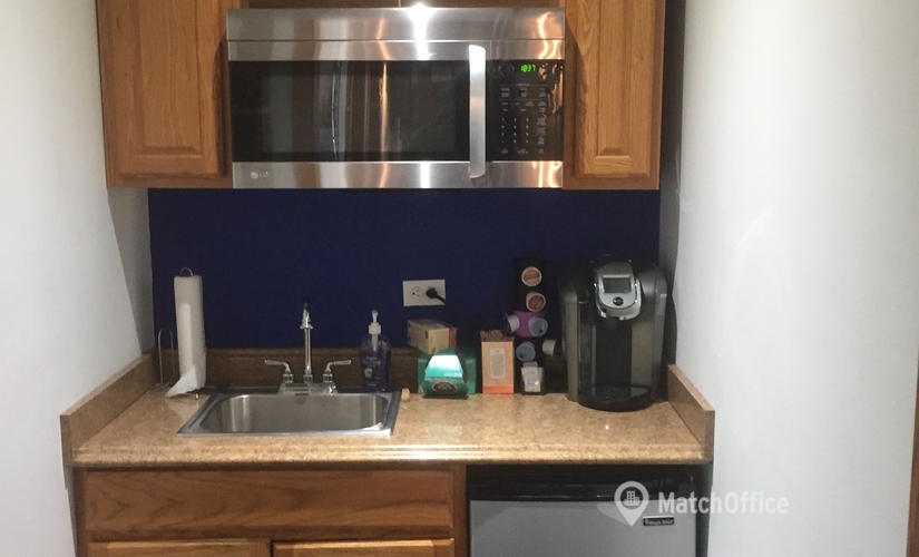 200 m² Business park property for rent in Orland Park, IL, 1000 South Hamilton Street (60441) - 4 | MatchOffice.com