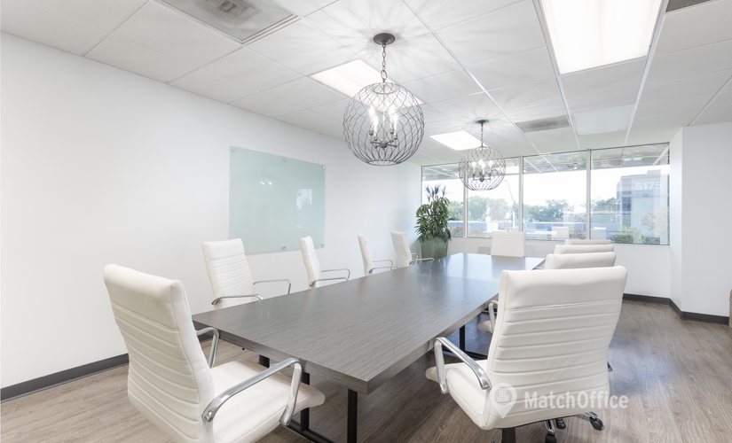 200 m² Business space building available to rent in Long Beach,	 CA, 5150 E Pacific Coast Highway  (90804) - 3 | MatchOffice