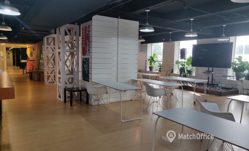 34 m² Serviced office building for rent in Miami, FL, 168 SE 1st ST (33131) - 3 | MatchOffice.com