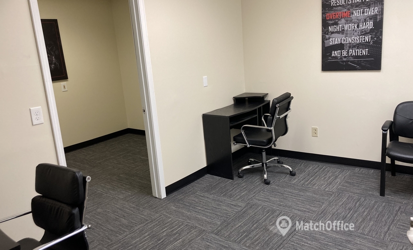 50 m² Business space place for rent in Flint, MI, Flushing Road G3500 (48504) - 2 | MatchOffice.com
