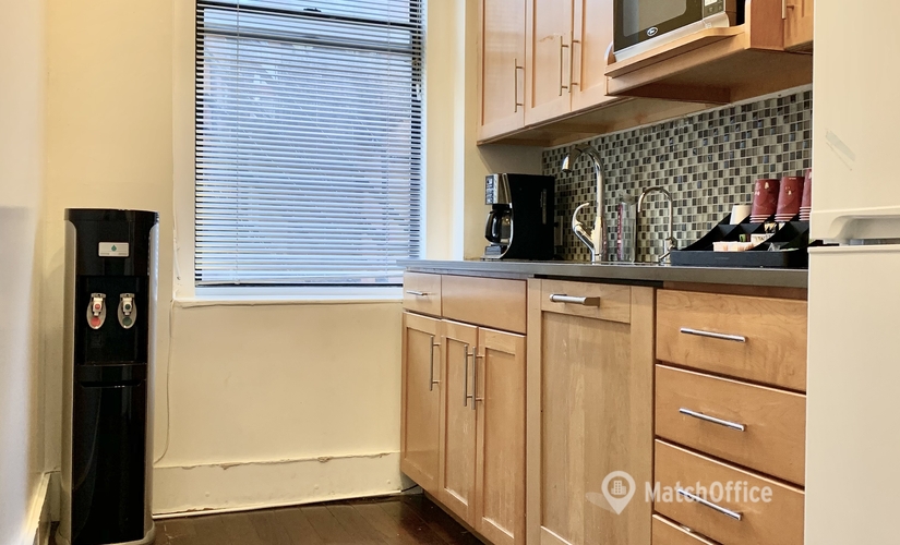 Virtual business address in New York City, NY, 353 West 48th Street (10036) - 4 | MatchOffice.com