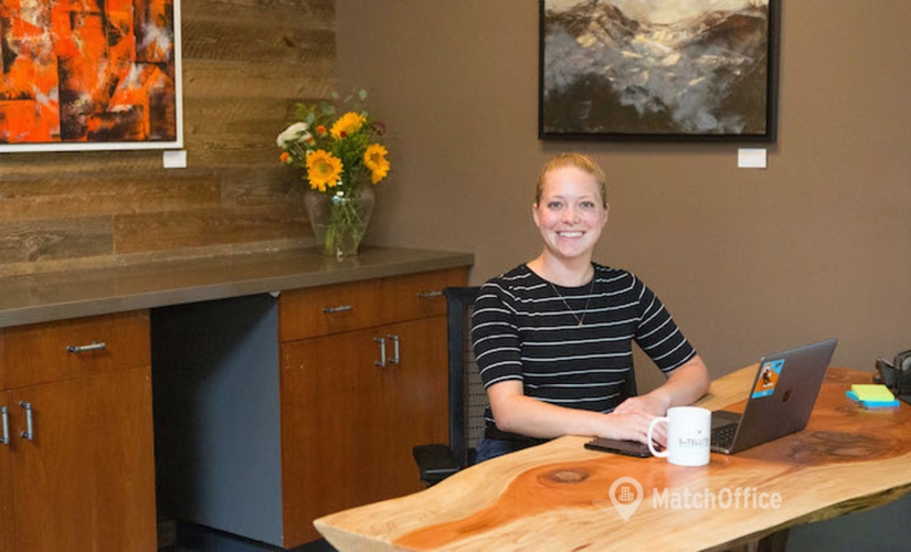 600 m² Business center in Campbell, CA, 1875 S Bascom Ave (95008) - 1 | MatchOffice.com