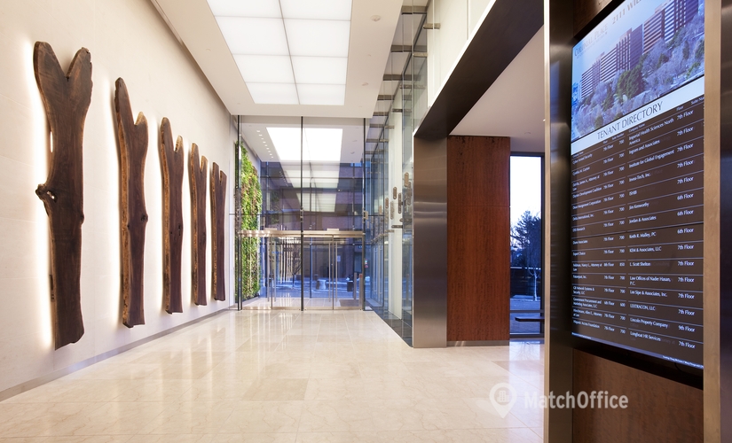 350 m² Conference room in Arlington, VA, 2111 Wilson Blvd (22201) - 4 | MatchOffice