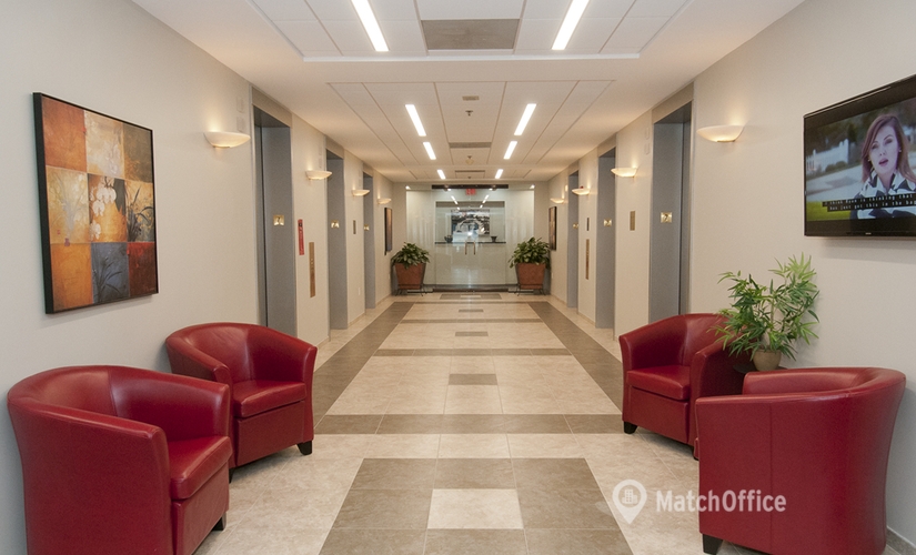 350 m² Shared workspace in Arlington, VA, 2111 Wilson Blvd (22201) - 1 | MatchOffice.com