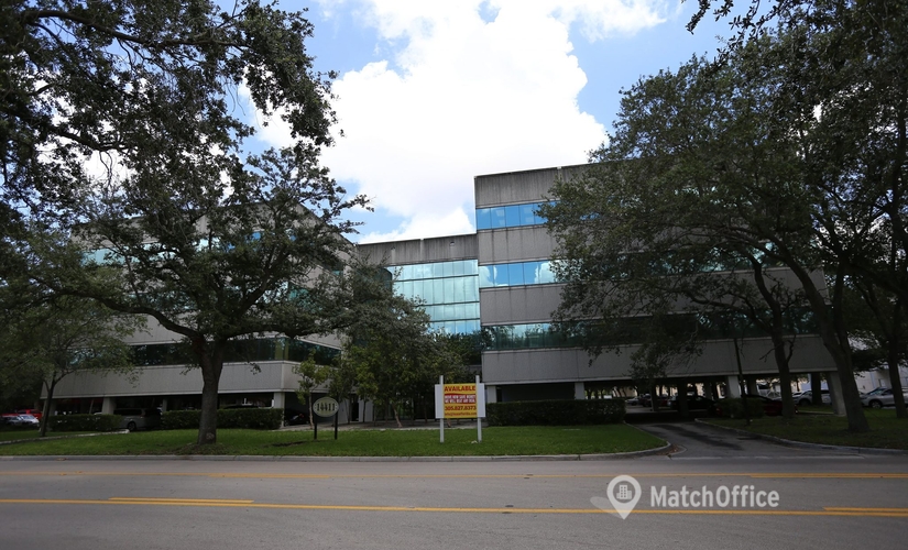 8000 m² Business space in Miami Lakes, FL, 14411 Commerce Way (33014) - 1 | MatchOffice.com
