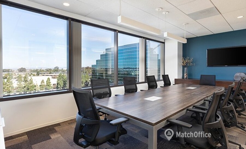 538 m² Shared office  in San Diego, CA, 4225 Executive Square (92037) - 1 | MatchOffice.com