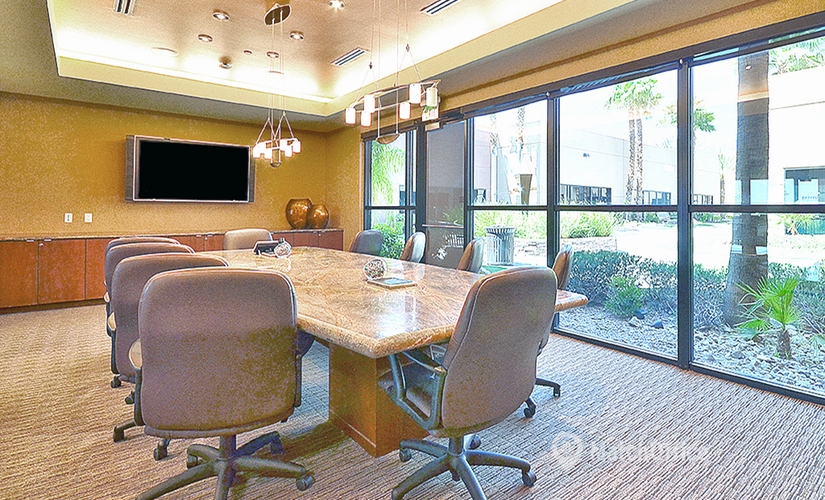 538 m² Co-working  in Las Vegas, NV, 5940 South Rainbow Boulevard (89118) - 4 | MatchOffice.com