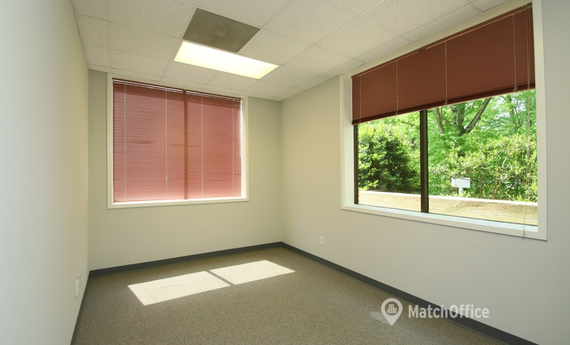 3177 m² Business park in Chapel Hill, NC, 110 Conner Drive (27514) - 2 | MatchOffice.com