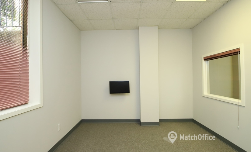 3177 m² Business park in Chapel Hill, NC, 110 Conner Drive (27514) - 4 | MatchOffice